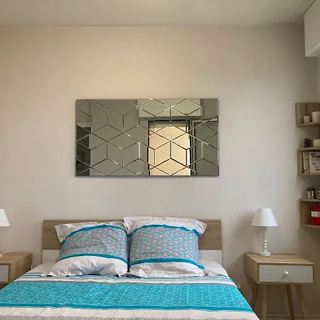 F2 Proche Plages, Vue * Ajaccio (Corsica)