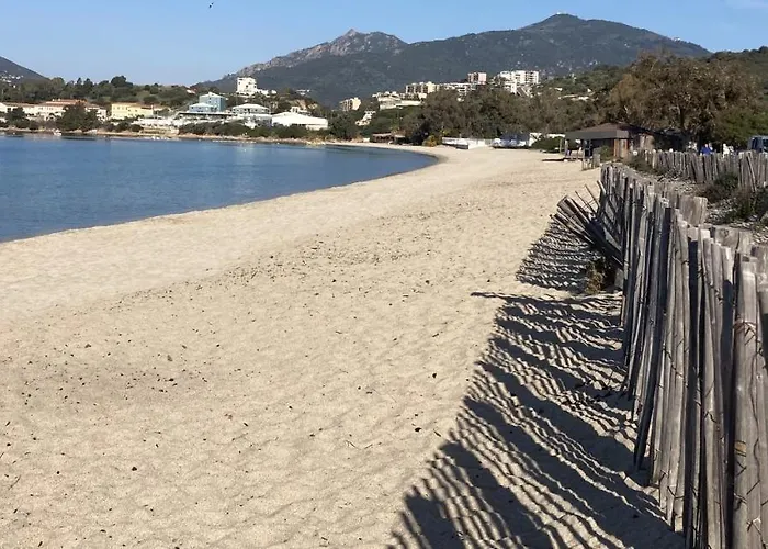 F2 Proche Plages, Vue Ajaccio (Corsica)