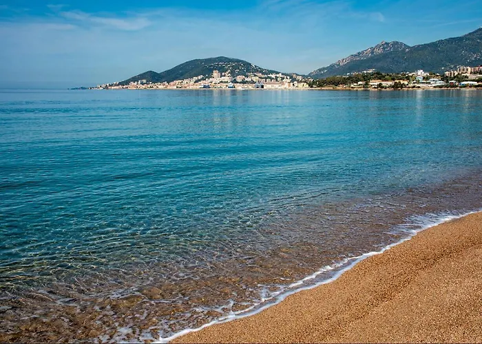 F2 Proche Plages, Vue Ajaccio (Corsica)